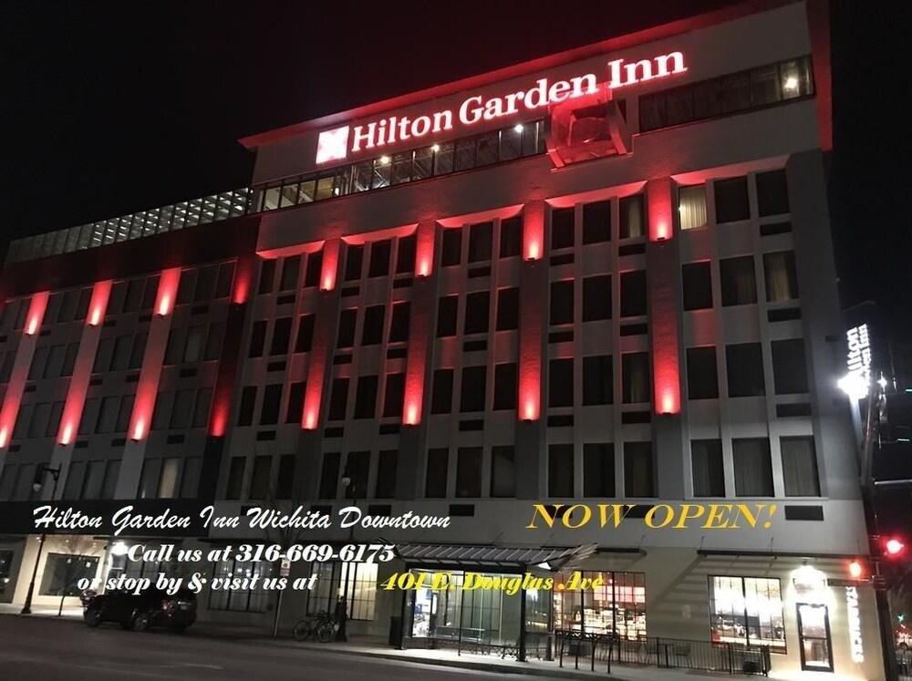 Hilton Garden Inn Wichita Downtown, Ks Екстер'єр фото