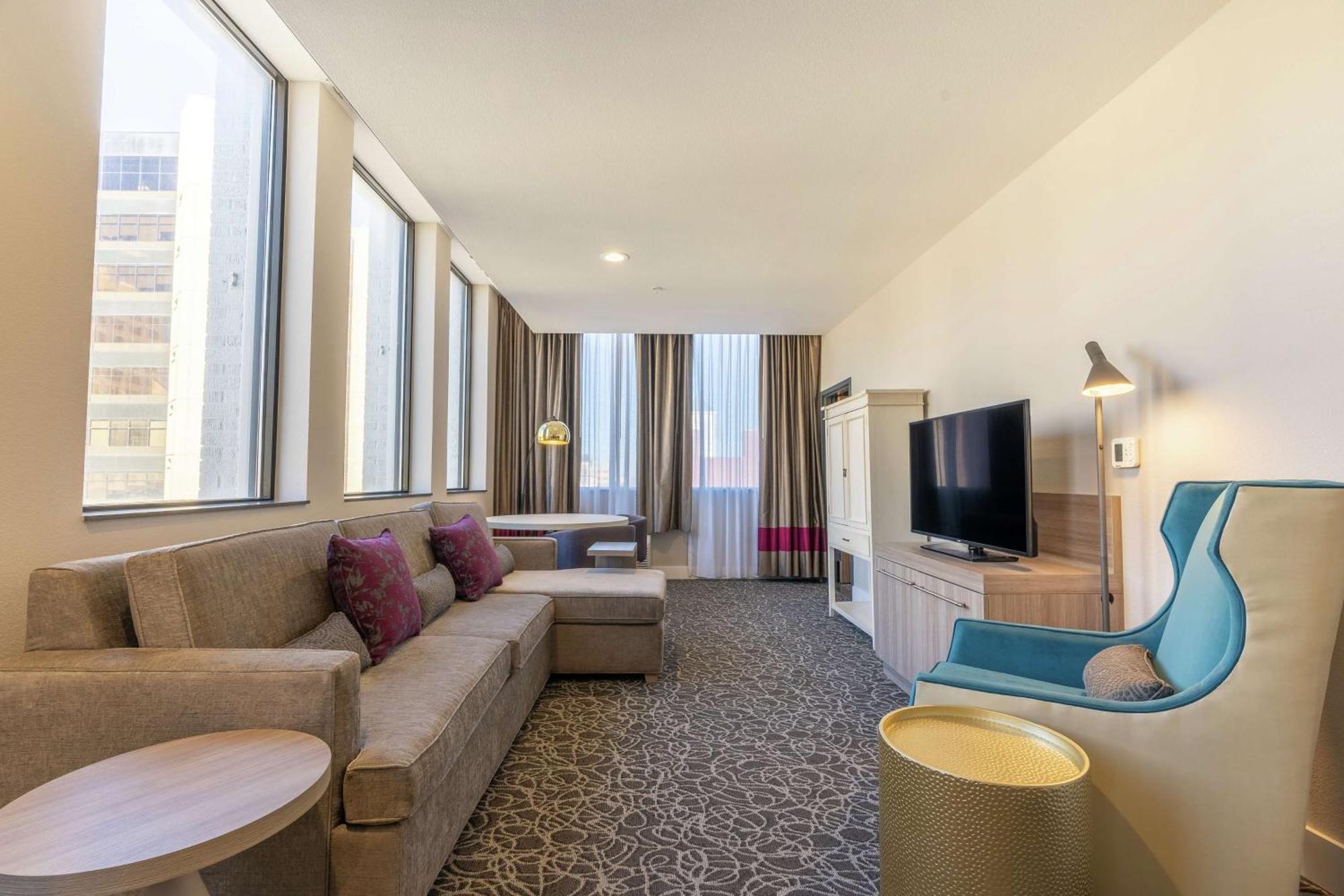 Hilton Garden Inn Wichita Downtown, Ks Екстер'єр фото