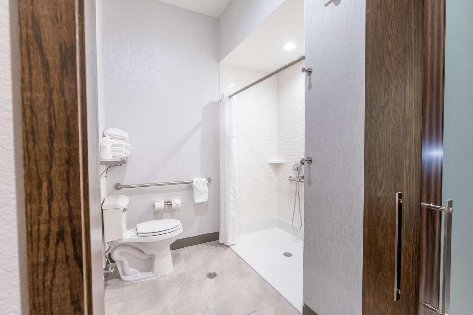 Hilton Garden Inn Wichita Downtown, Ks Екстер'єр фото